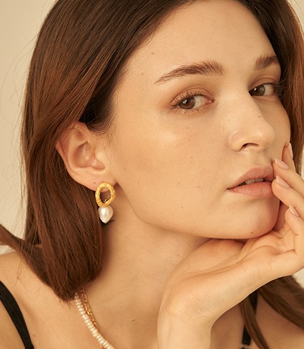 bubble frame earring - gold
